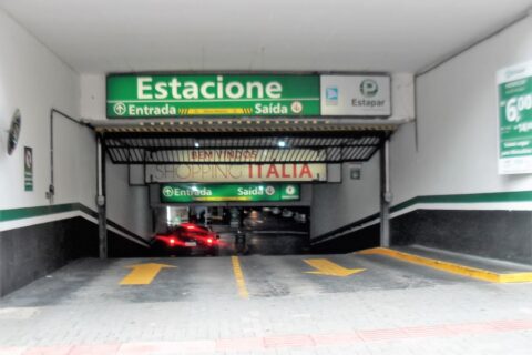 Estacionamento – Shopping Center itália